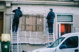 How to remove stone cladding from the wall