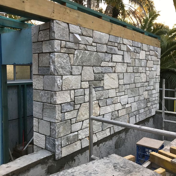 How to Polish Stone Cladding: The Ultimate Professional Guide to Restoring Your Stone Surfaces